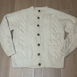 Vintage Cable Knit Isle Pure New Wool Cardigan Sweater Womens Scotland Chunky